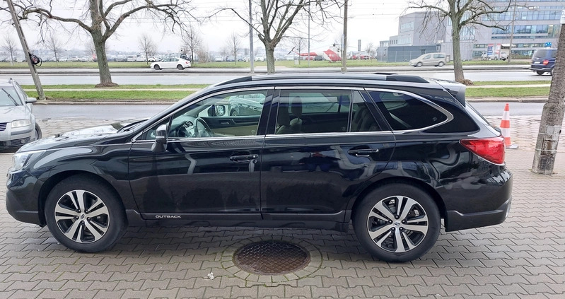 Subaru Outback cena 129800 przebieg: 144600, rok produkcji 2019 z Rumia małe 79